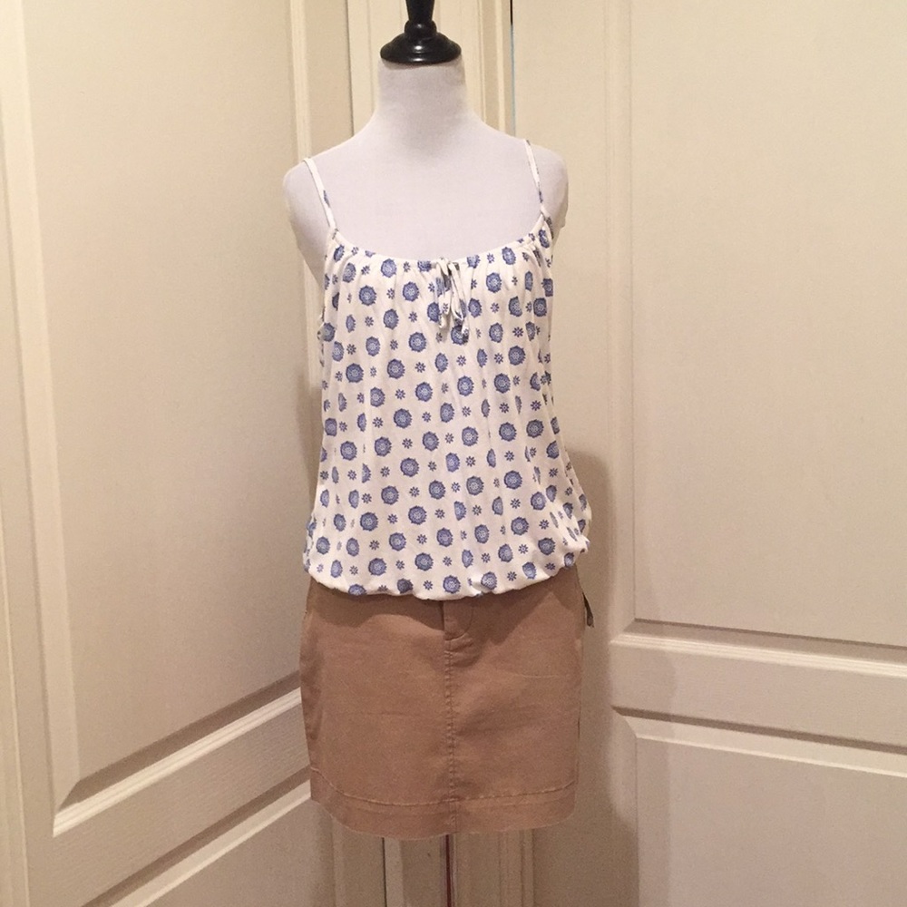 NWT Old Navy khaki skirt